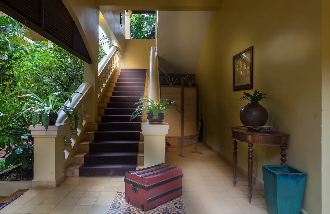 Pavillon Dorient Boutique-1